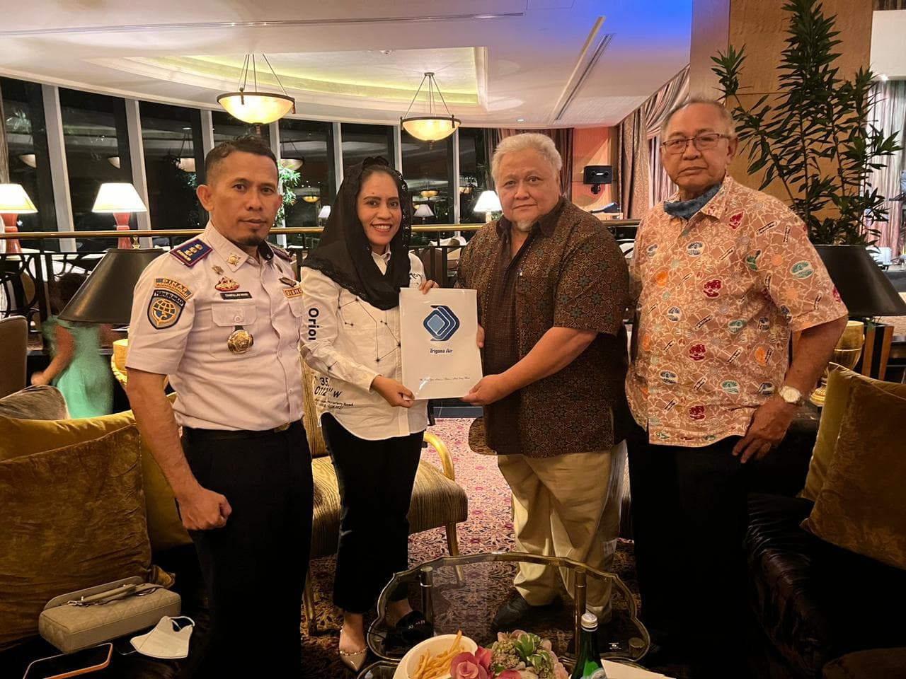 lagi-pemda-sula-teken-mou-dengan-maskapai-trigana-air