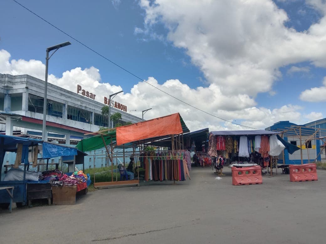 buka-jualan-di-terminal-pedagang-di-sula-dibebankan-selama-ramadhan