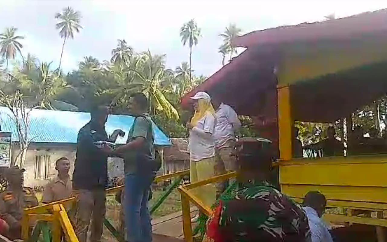ditegur-panwascam-saat-curi-start-fifian-saya-punya-kekuasaan-full