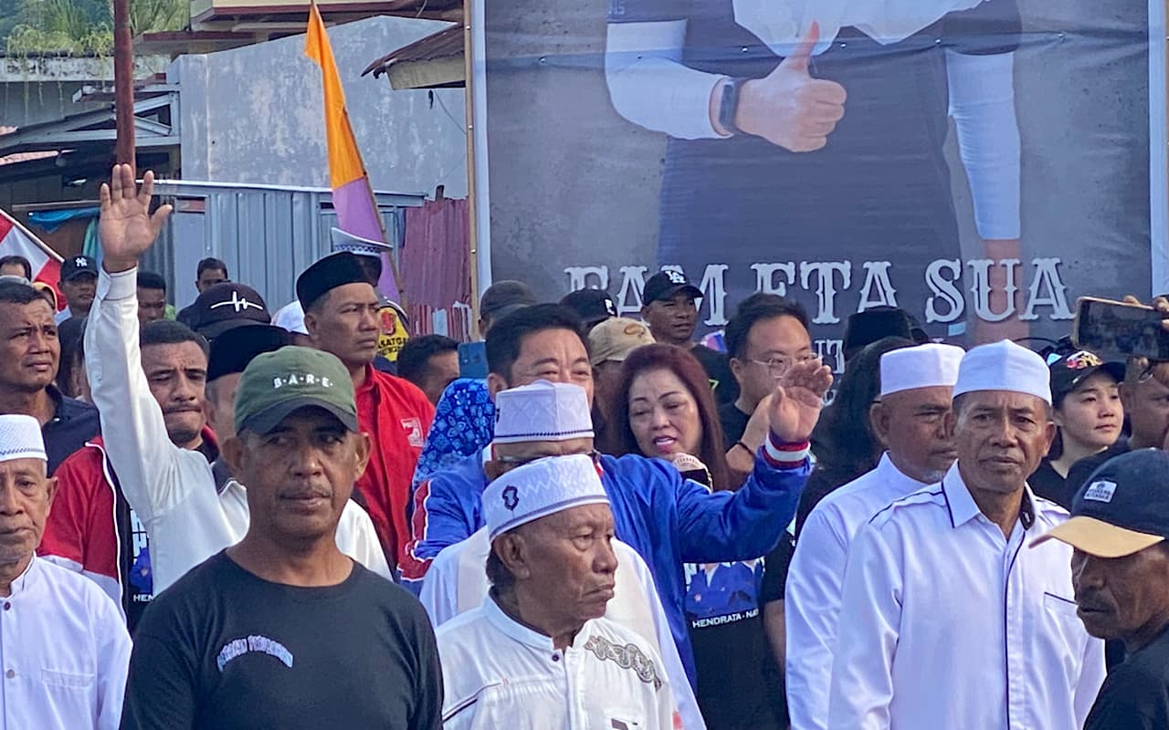 tiba-di-sula-ht-manis-disambut-ribuan-simptisan-dan-pemuka-agama