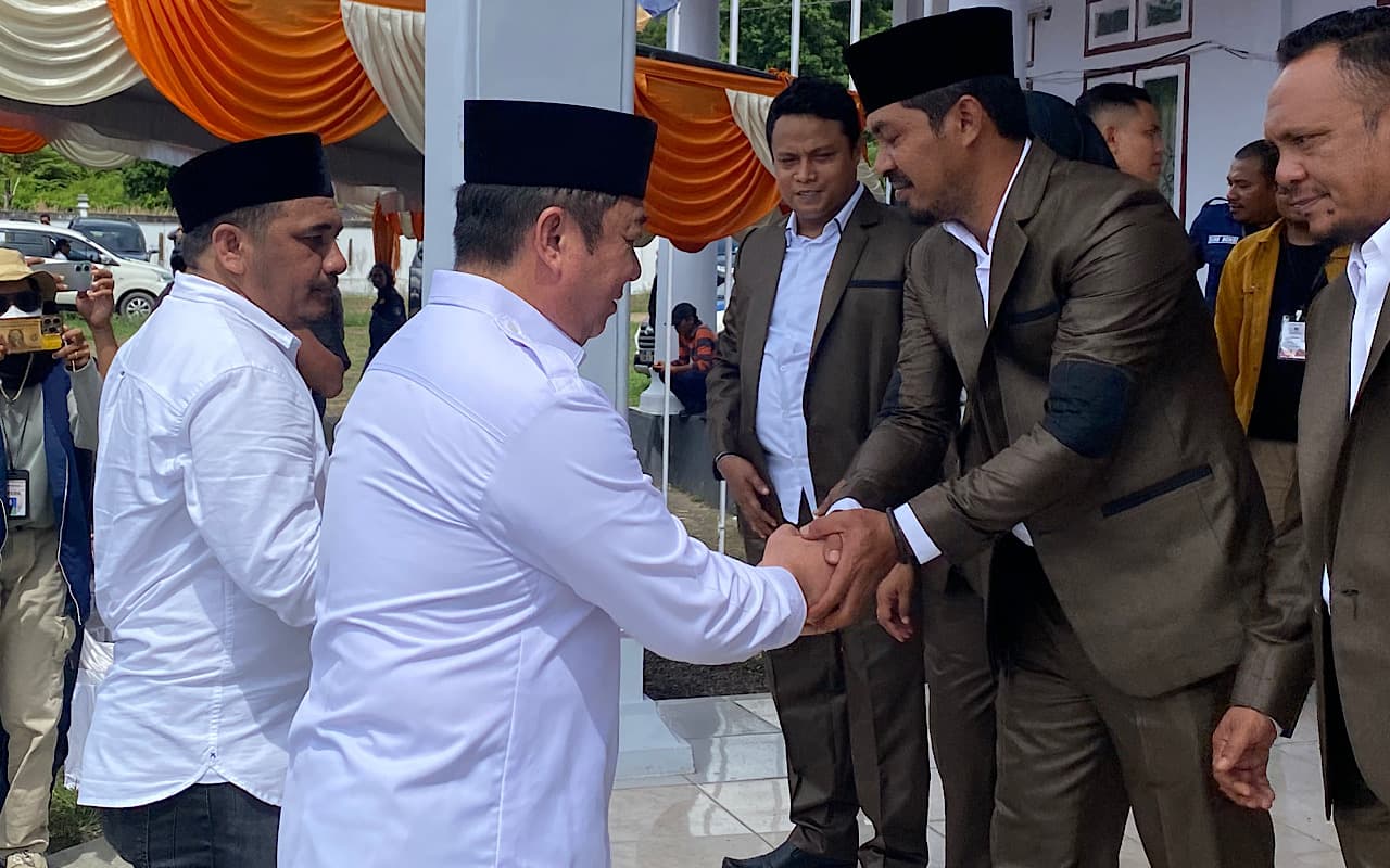 ht-manis-resmi-mendaftar-di-kpu-kepulauan-sula