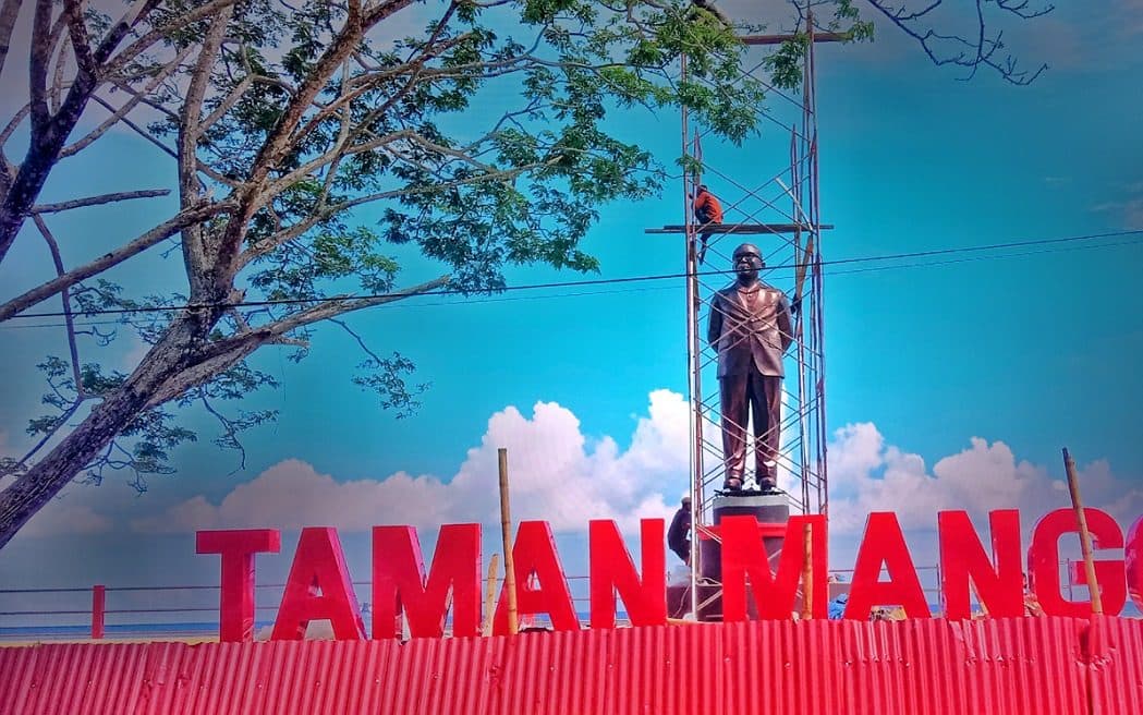 Patung Moh Hatta di Taman Mangon Jadi Ikon Baru Daerah